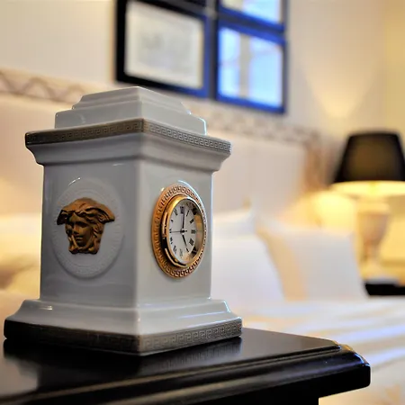 Aparthotel Mondrian Luxury & Market Square I 4*