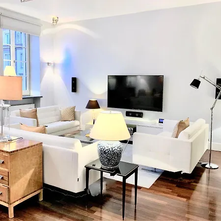 Hotel apartamentowy Mondrian Luxury & Market Square I