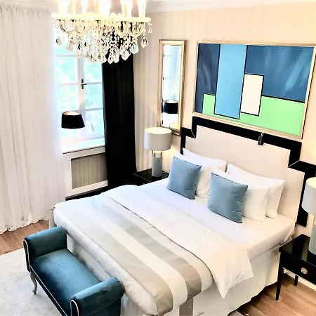 Aparthotel Mondrian Luxury & Market Square I