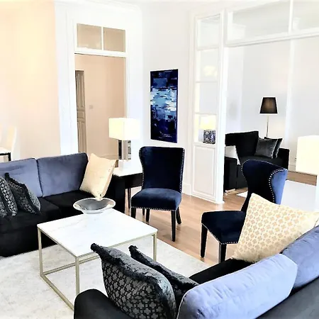 Mondrian Luxury & Market Square I Aparthotel