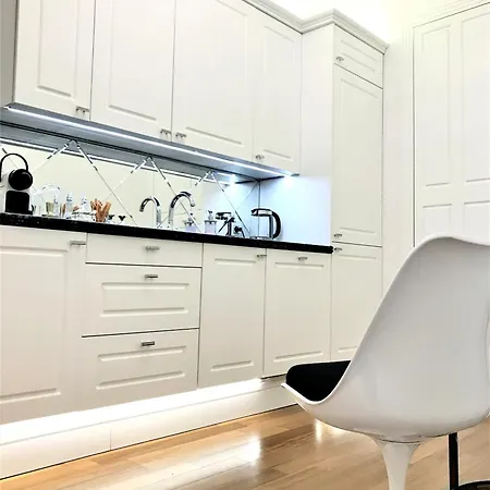 Mondrian Luxury & Market Square I Aparthotel