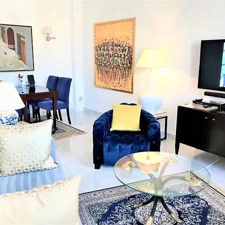 Aparthotel Mondrian Luxury & Market Square I Warschau