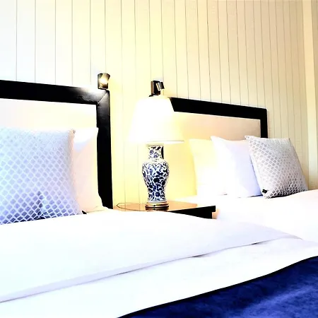 Aparthotel Mondrian Luxury & Market Square I
