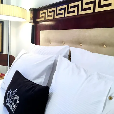 Mondrian Luxury & Market Square I 5* Warsaw