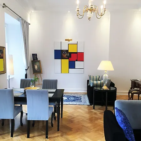 Hotel apartamentowy Mondrian Luxury & Market Square I