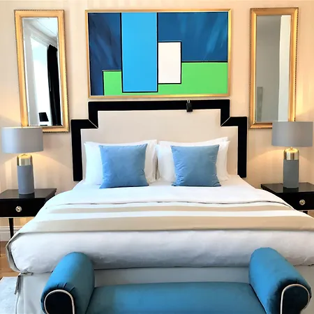 Mondrian Luxury & Market Square I Hotel apartamentowy 4*