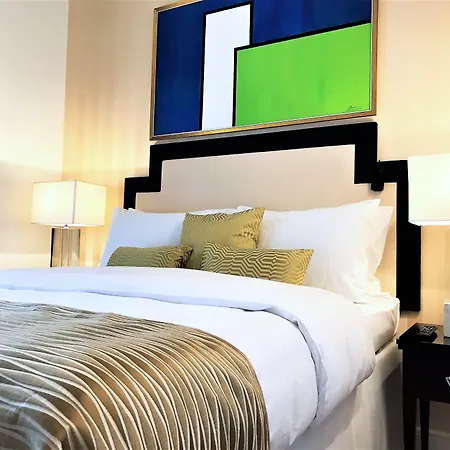 Mondrian Luxury & Market Square I Apartahotel Varsovia