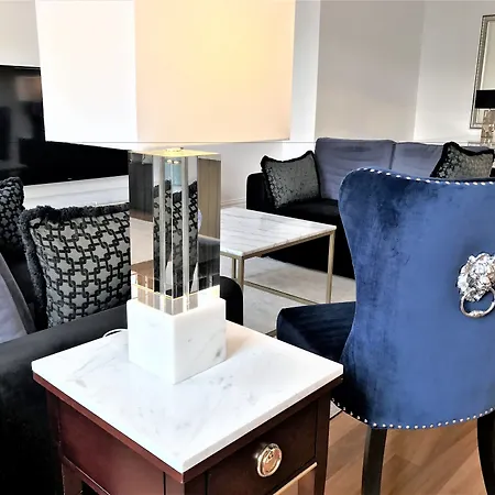 Mondrian Luxury & Market Square I Hotel apartamentowy