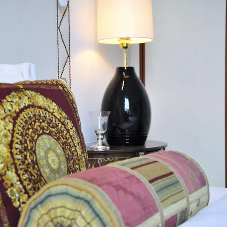 Mondrian Luxury & Market Square I 4* Varsovia