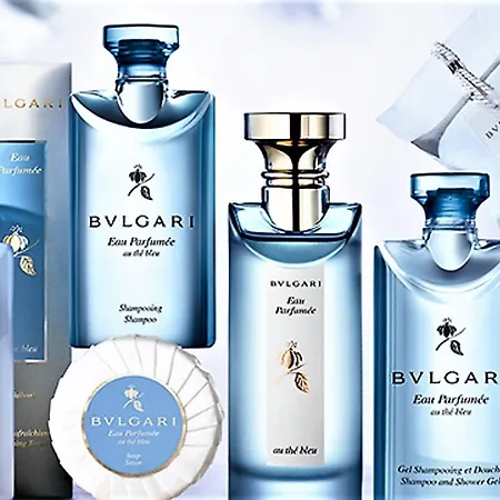 Mondrian Luxury & Market Square I Apart Otel Varşova