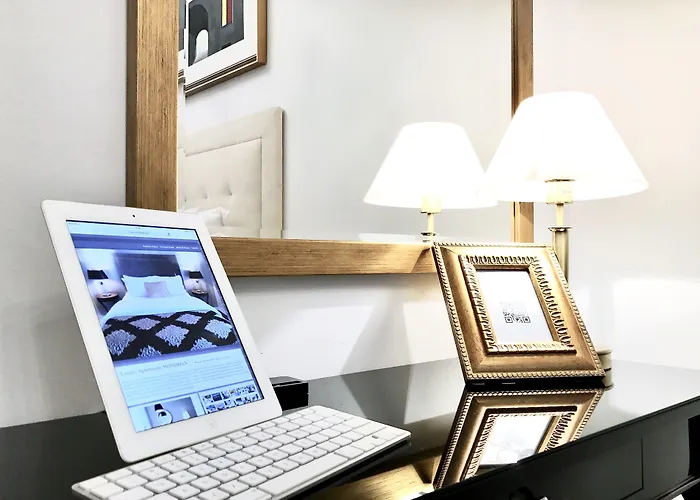 Aparthotel Mondrian Luxury & Market Square I Warschau