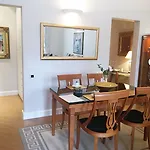 Aparthotel Mondrian Luxury & Market Square I Warsaw