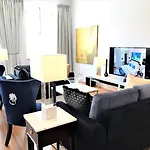 Mondrian Luxury & Market Square I 4*