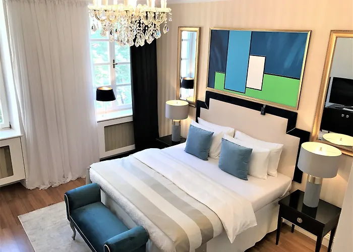 Mondrian Luxury & Market Square I Aparthotel Warsaw