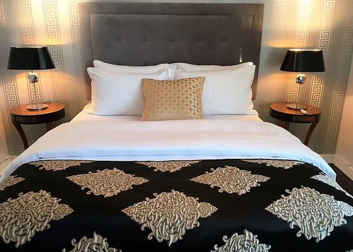 Aparthotel Mondrian Luxury & Market Square I Warsaw